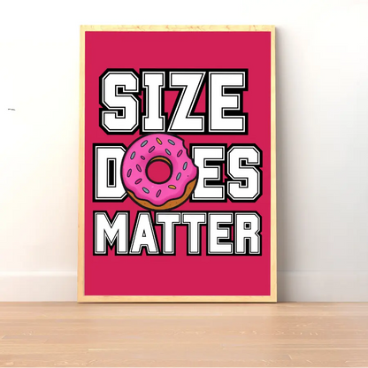 ForWalls.eu - Plakat Size Does Matter - Bold white typography on red background with a pink sprinkled donut replacing the letter O in "DOES". - humor, plakat, typografia