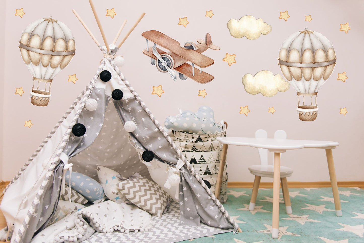 Naklejki na ścianę dla dzieci Beżowe Balony Boho GRATIS Kontakt Włącznik  ForWalls.eu
